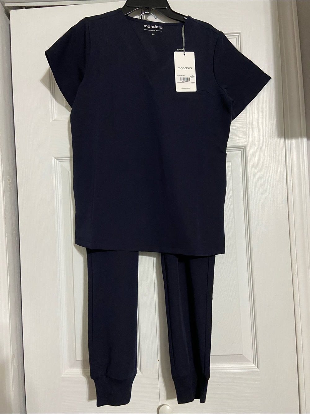 Figs Navy Blue Women's Scrub Top and Jogger Set xs size